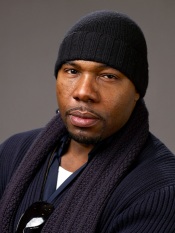 Antoine Fuqua por el contrario no cree que "Django Unchained" sea racista y critica a Lee por haber hecho una crítica tan seria de forma pública